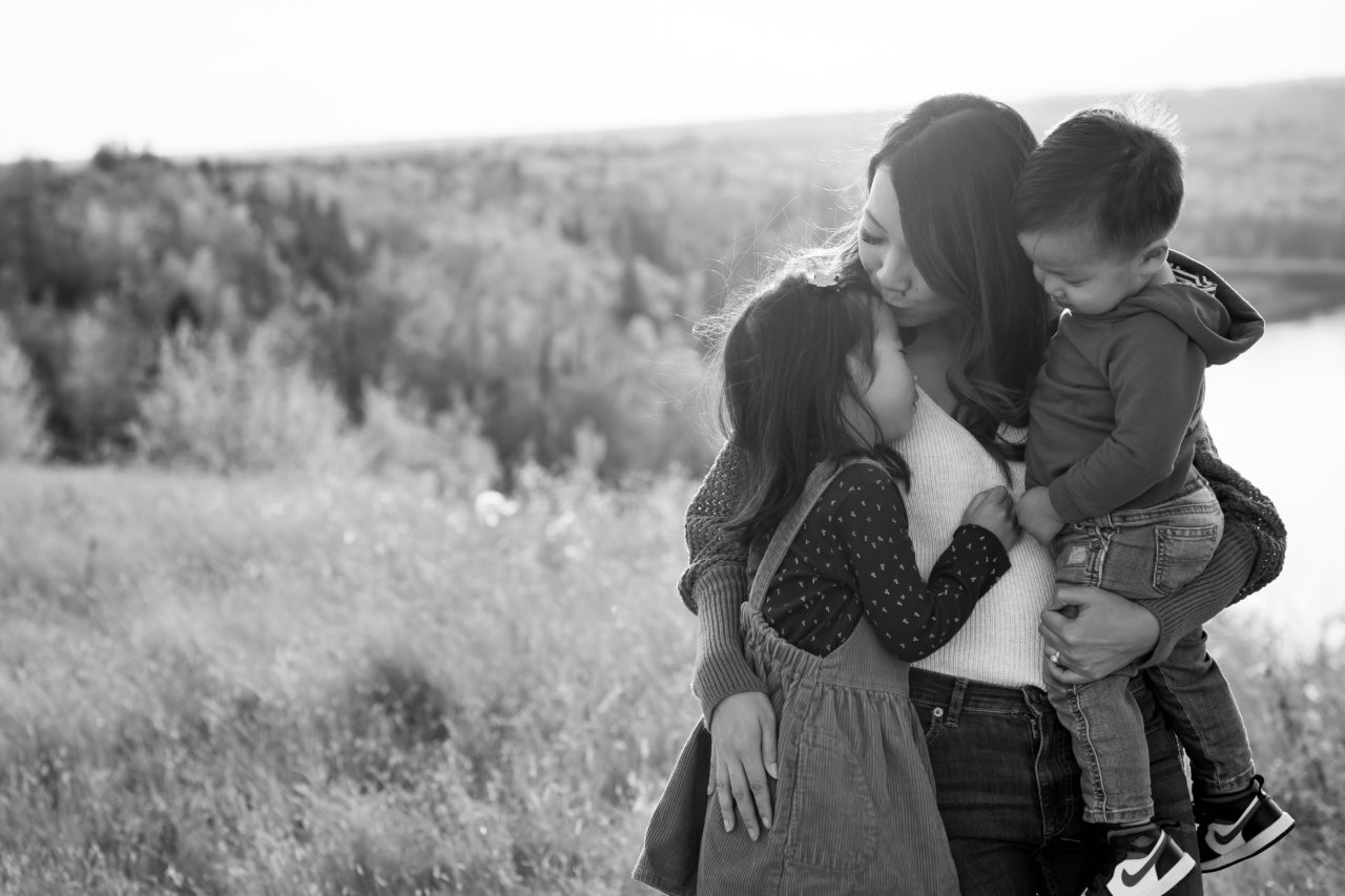 Black & White Edmonton outdoor Fall family photos - mom with kids - by Paper Bunny Studios