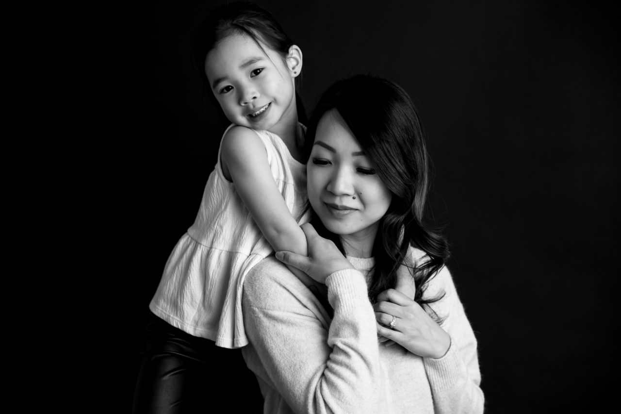 Elegant Black & White family photography - Cindy + daughter