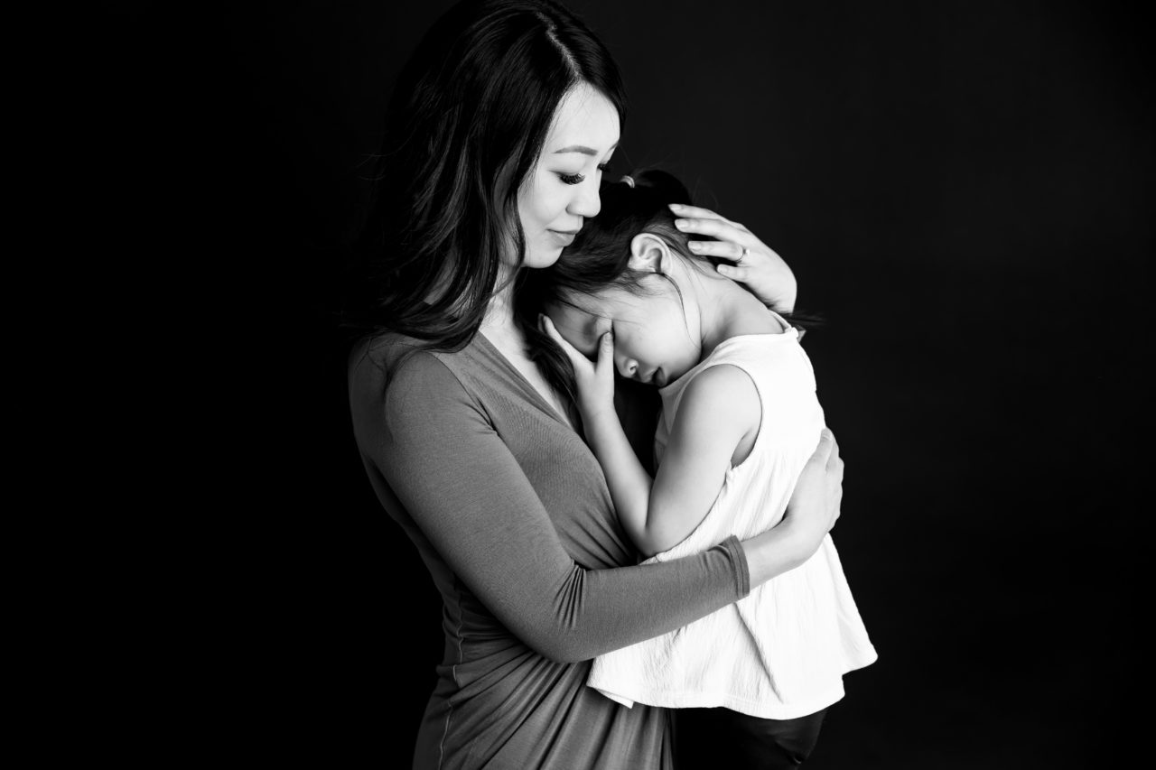 Black & White family photography session for mother's day 2022