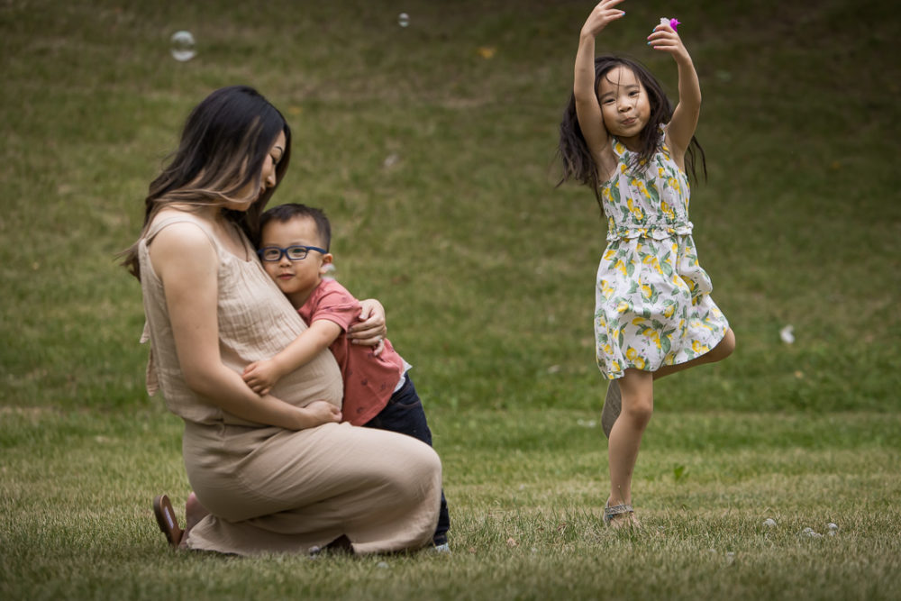 Reportage outdoor family photos  of mom and kids by Paper Bunny Studios Edmonton