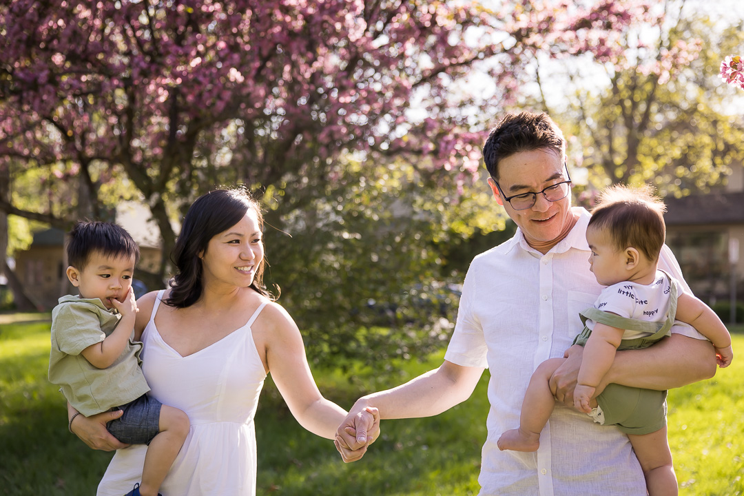 Mom, dad & young kids for outdoor family photo by Paper Bunny Studios Edmonton